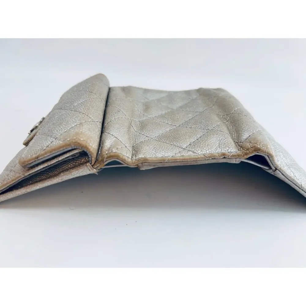 CHANEL trifold mini